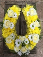 Horseshoe funerals Flowers